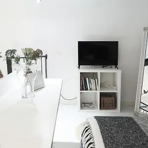 Apartamento Comecasa Mini Grazioso Loft In Crocetta, Milán